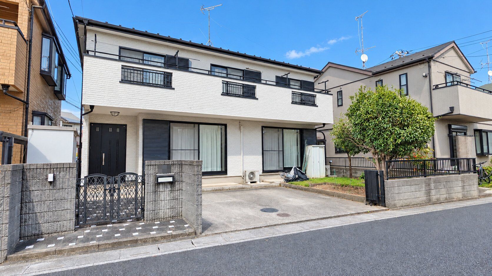 大和田小学校区に約17帖の広々LDK！全居室6帖以上＆主寝室11帖のゆとりある4LDK中古戸建♪